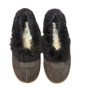 UGG Australia "Rylan" Skimmer Slippers Size 6